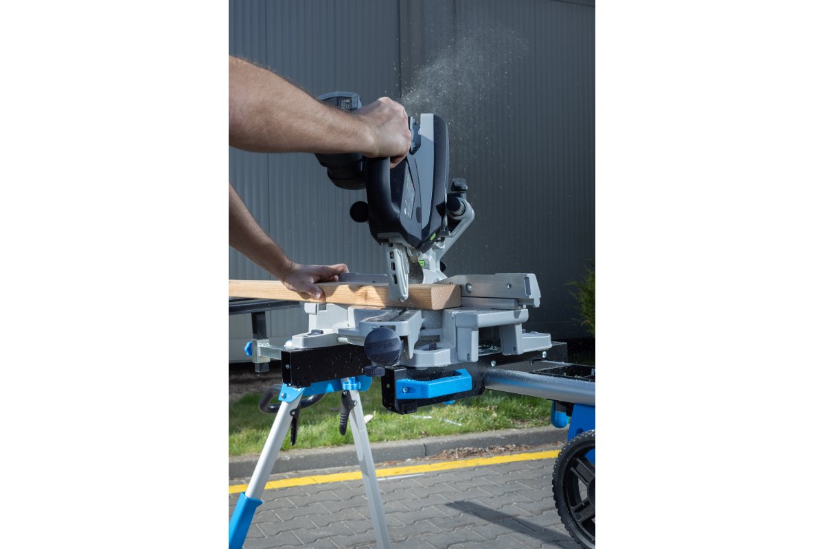 Стол для торцовочной пилы