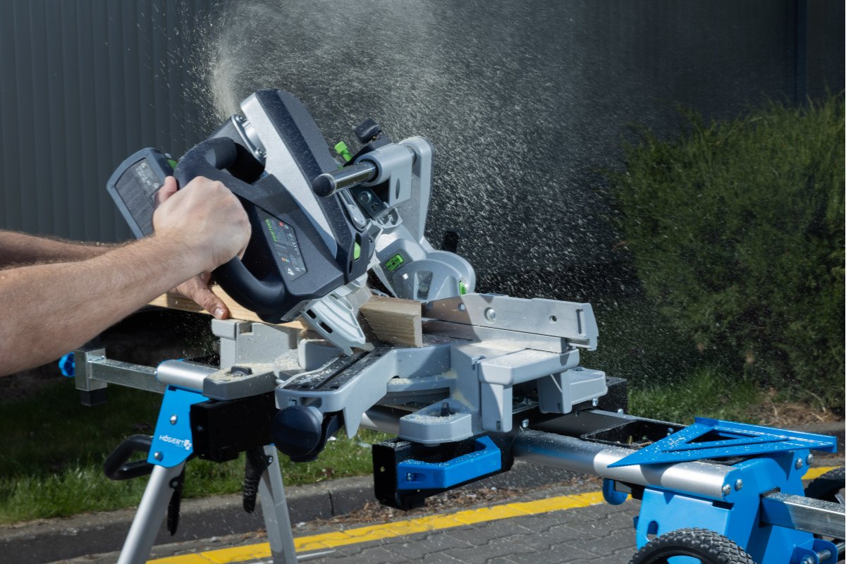 Стол для торцовочной пилы