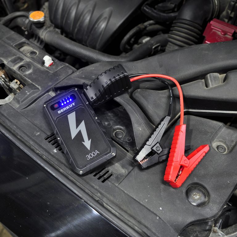 Пуско-зарядное усройство 