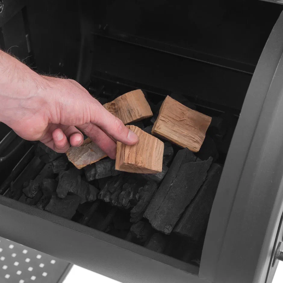 Угольный гриль коптильня Broil King Regal Offset 400