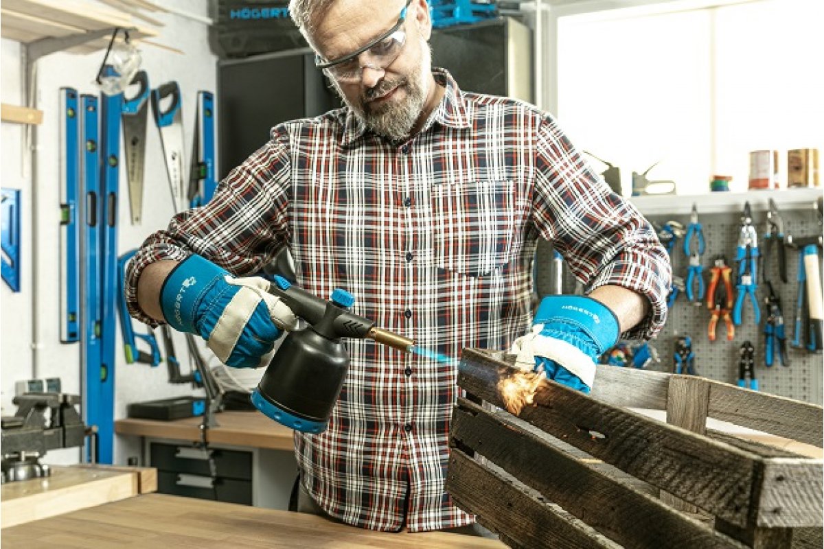 Газовая паяльная лампа