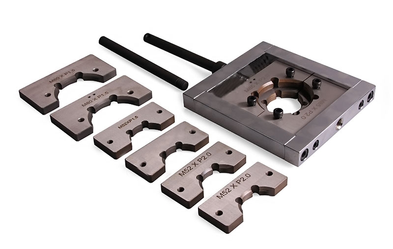 Набор метрических плашек для правки колесной оси