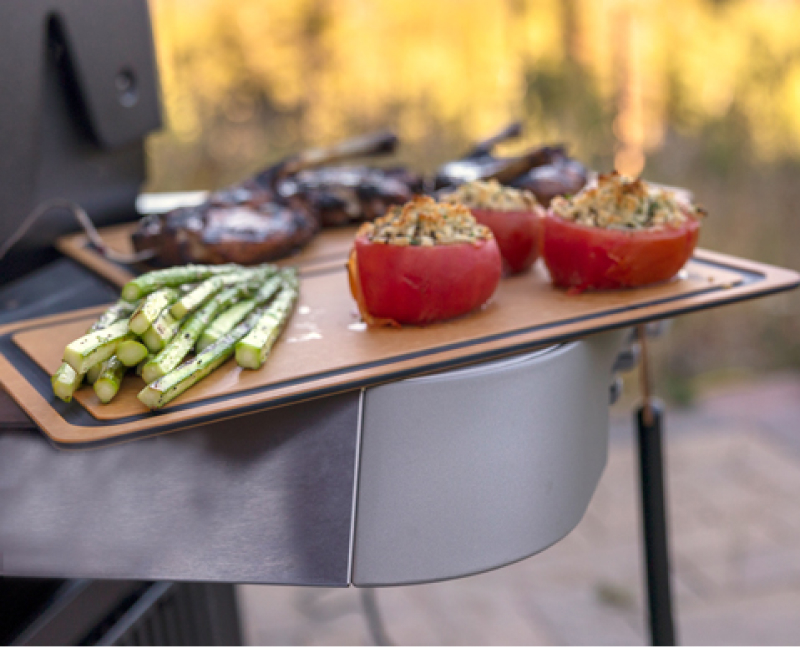 Газовый гриль Weber Genesis E-335