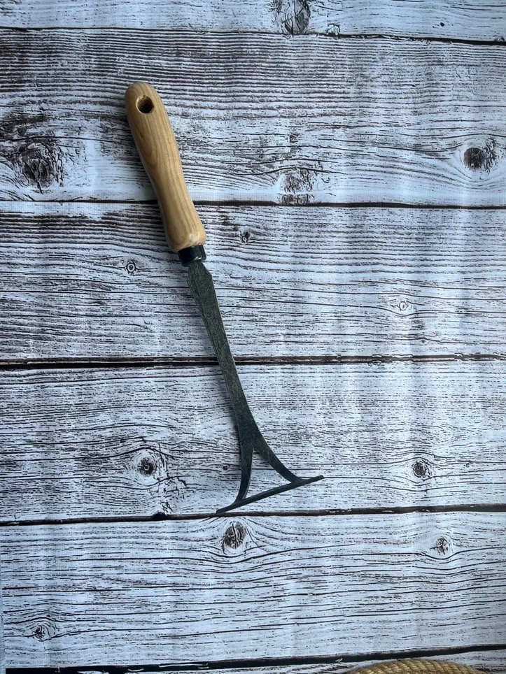 Мотыжка садовая с плоским лезвием 