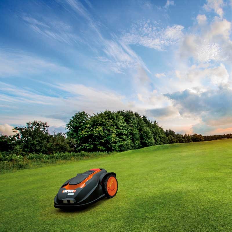 Робот-газонокосилка Landroid  (800 м²)