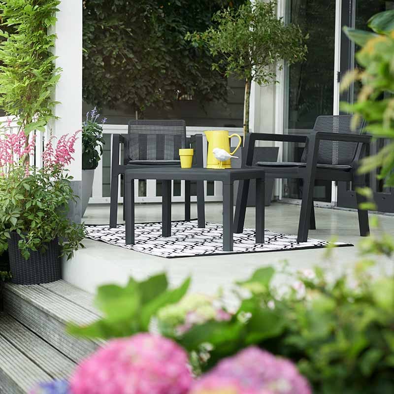 Обеденная группа из столика и двух кресел Emily Balcony Set With Cushions