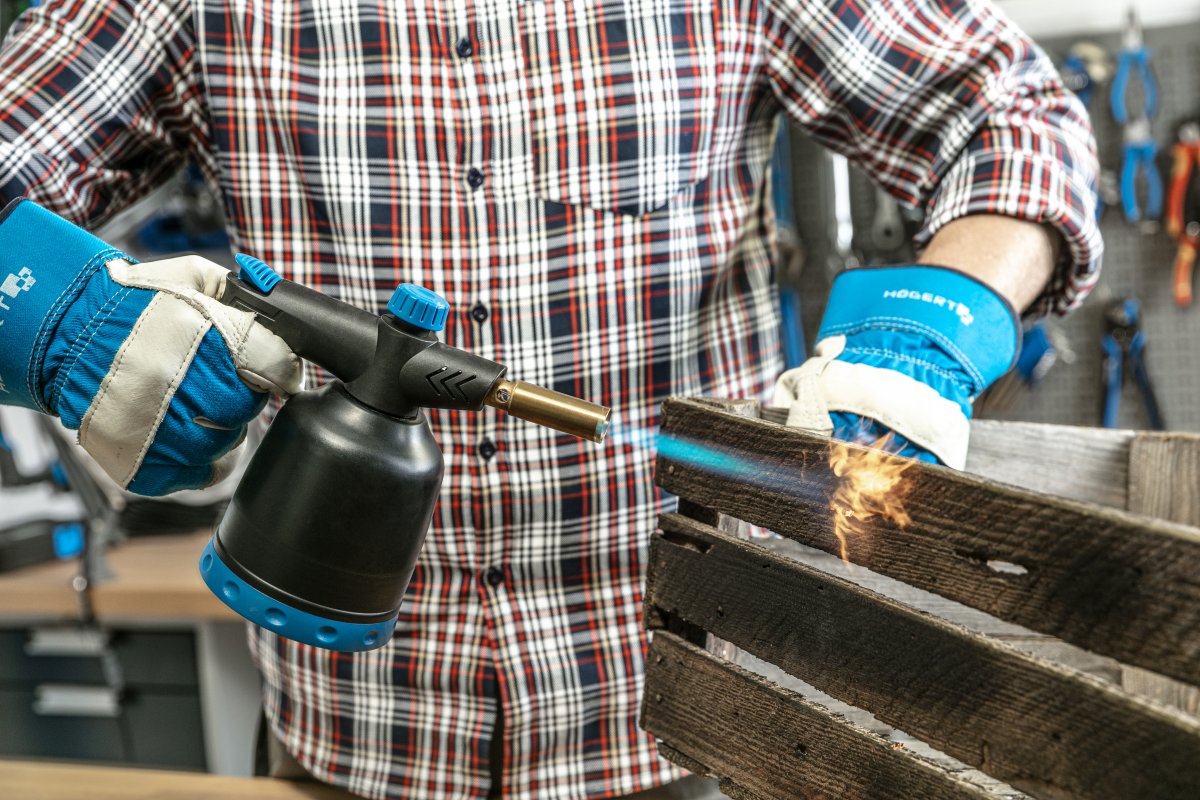 Газовая паяльная лампа