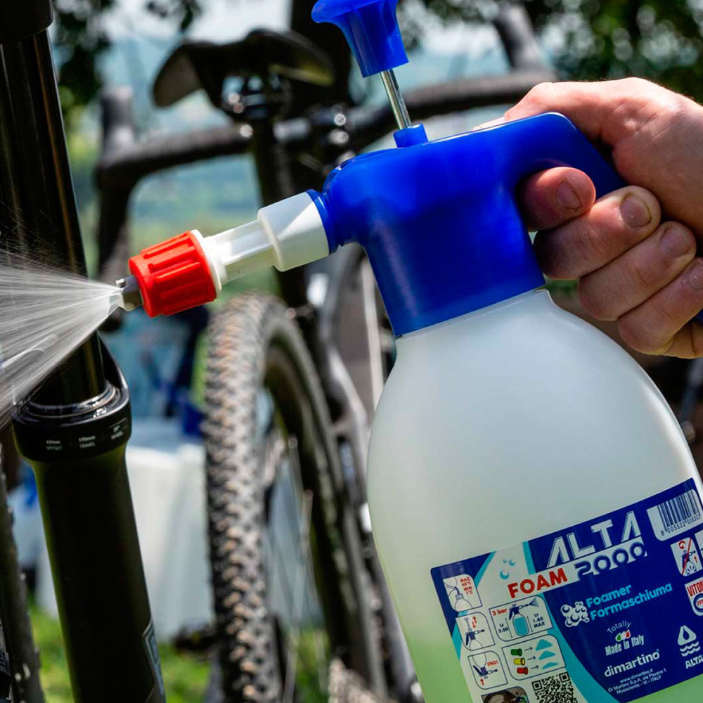 Пневмо - распылитель пенный 2000 VITON 2л