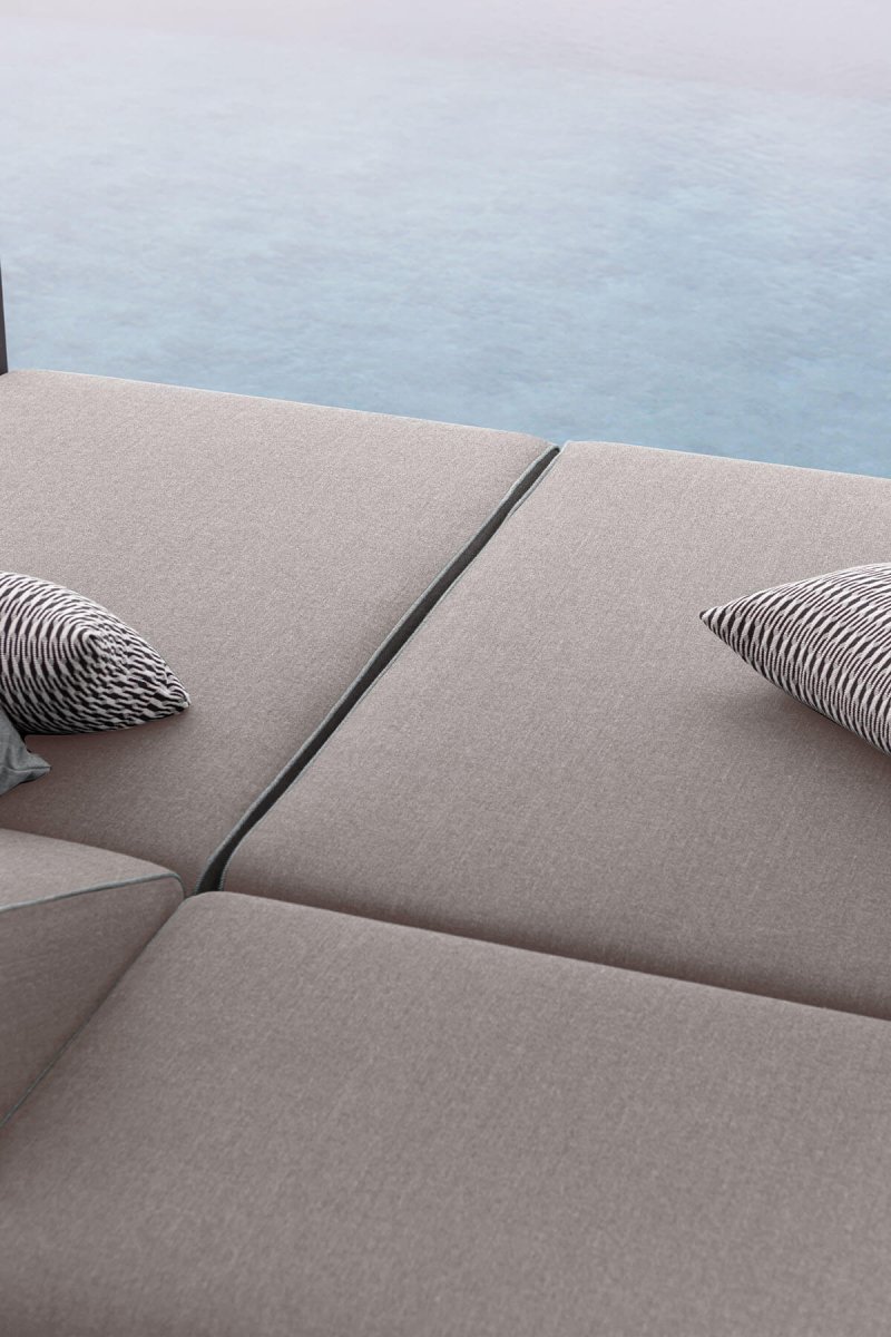 Шатер с лежаками Alcova Lounge