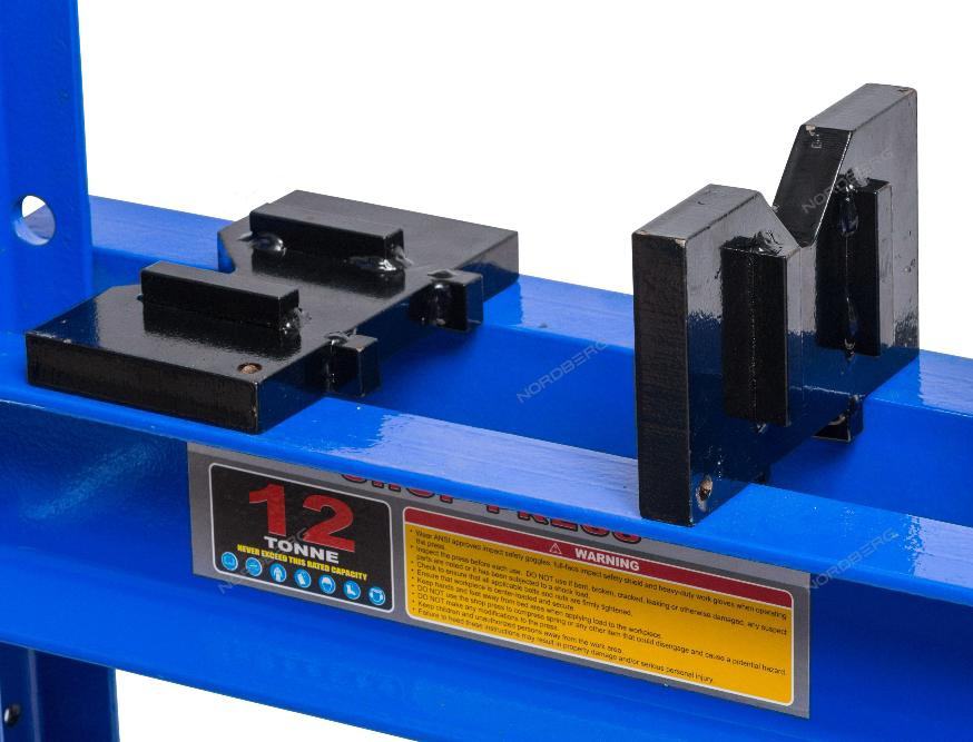 Пресс с ножным приводом, усилие 12 тонн
