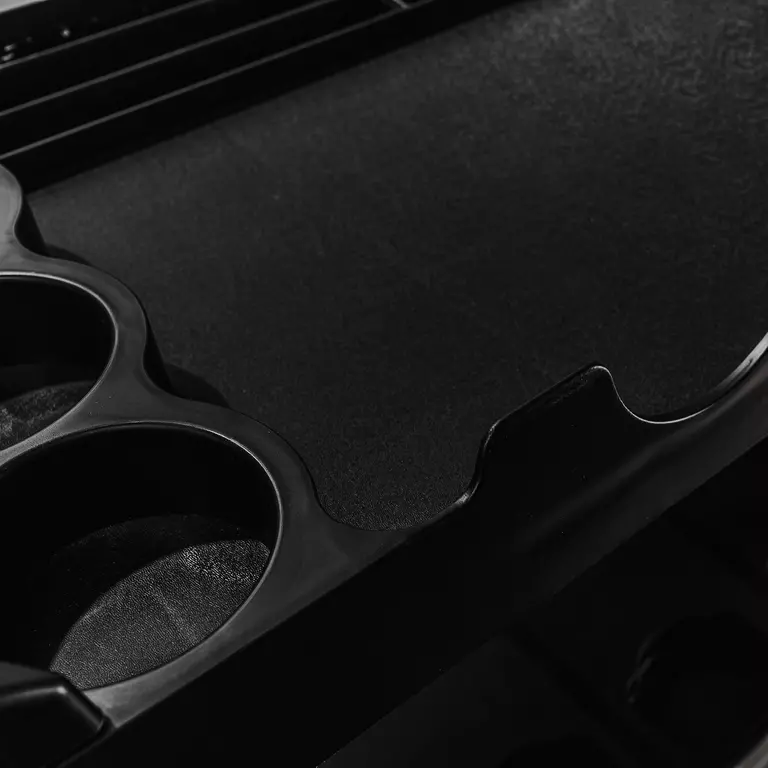 Тележка с тремя открытыми полками (перфорированная боковина с крючками), черная