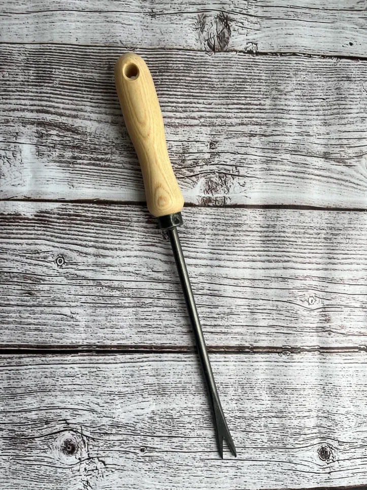 Штыревой удалитель сорняков "ласточкин хвост"