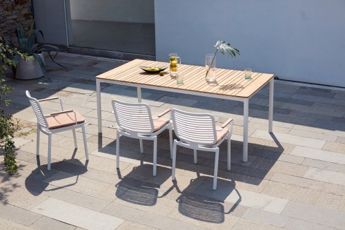 Комплект металлической мебели Armona