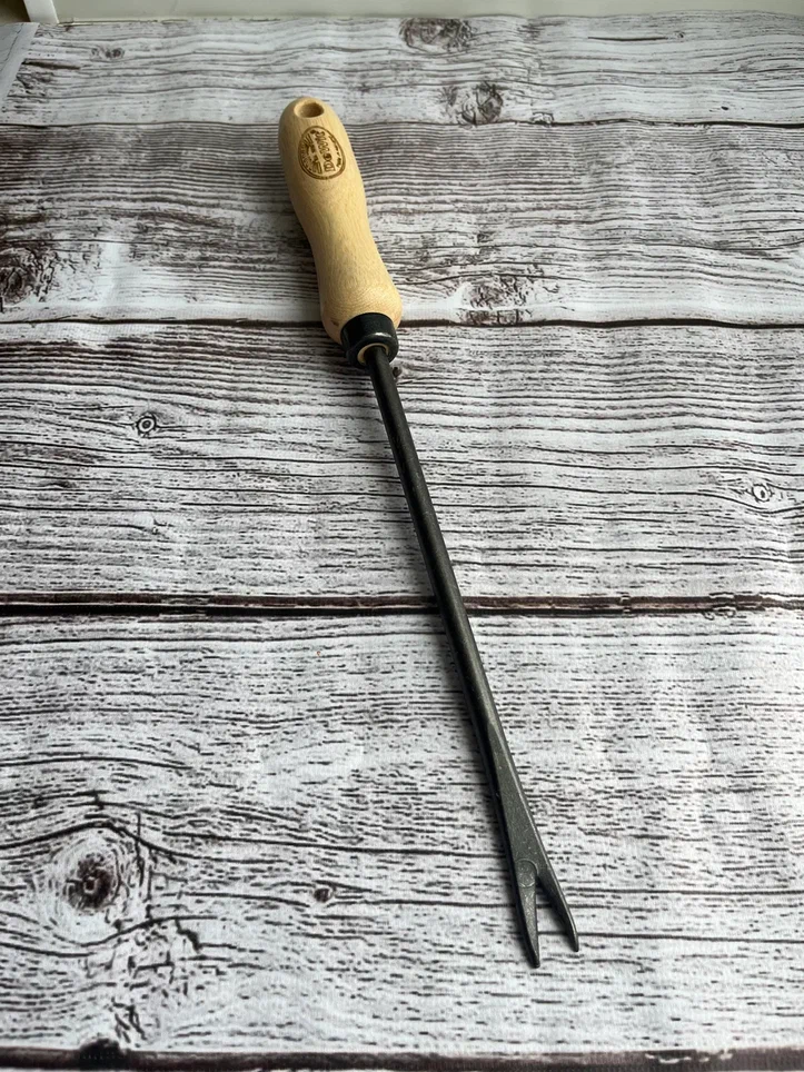 Штыревой удалитель сорняков "ласточкин хвост"