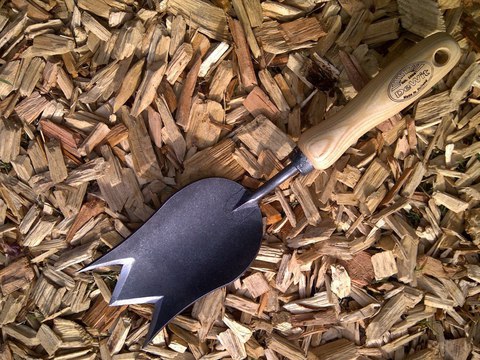 Совок садовый, посадочный "Тюльпан" DeWit с ножевыми окончаниями полотна