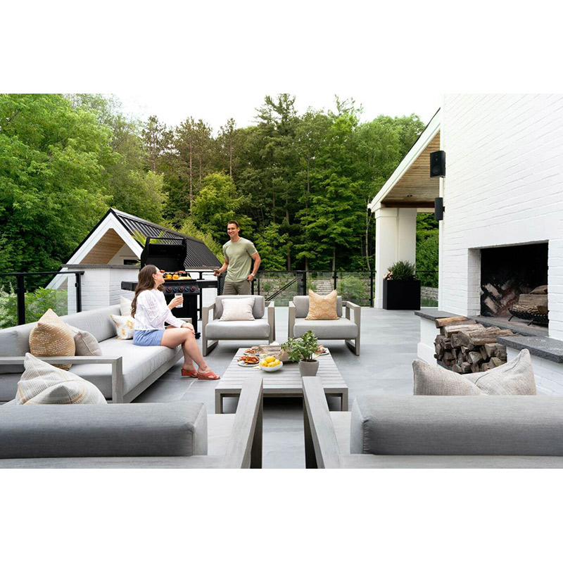 Газовый гриль Napoleon Rogue PRO-S 425 ФАНТОМ черный (с ИК горелкой 3/3)