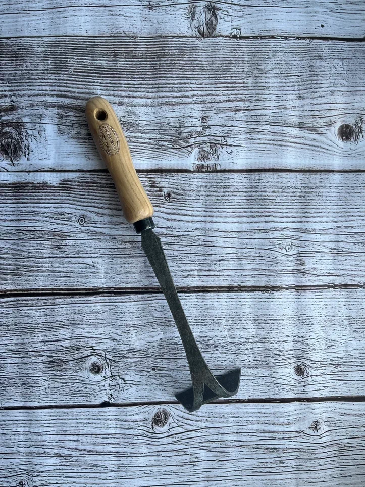 Мотыжка садовая с плоским лезвием 