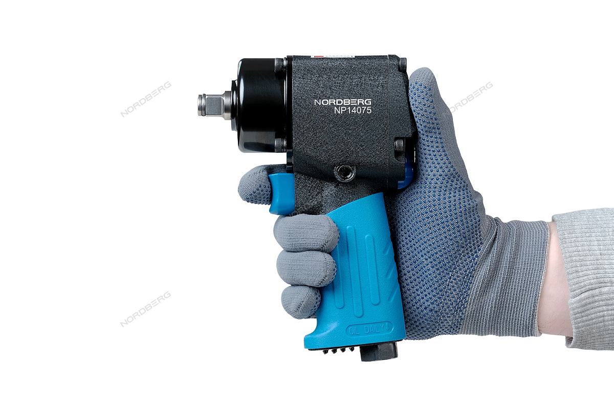 ПНЕВМОГАЙКОВЕРТ ударный 1/2", 680Нм, укороченный