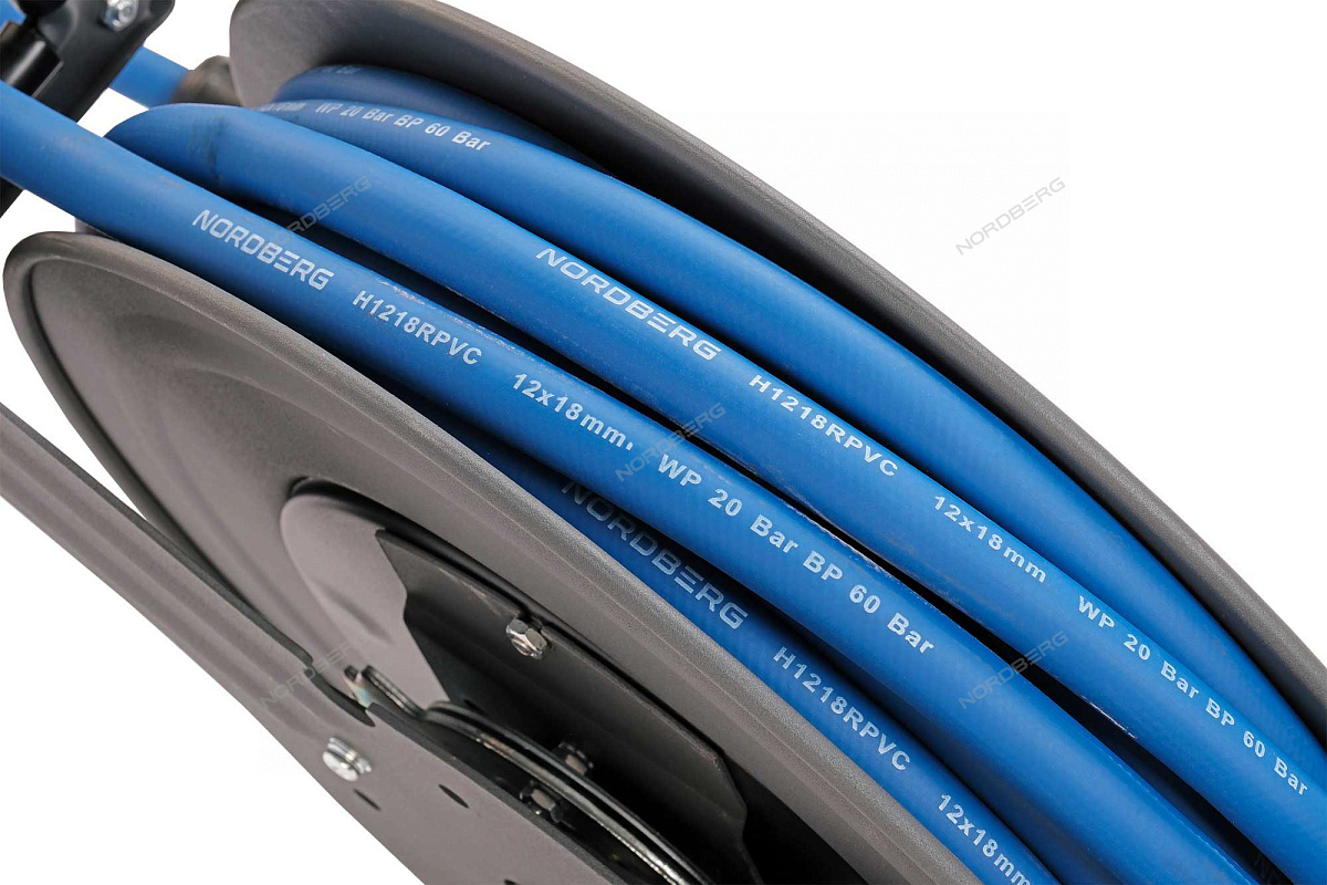 Шланг воздушный на стальной катушке, гибридный ПВХ диам. 08х12 мм, 20 м