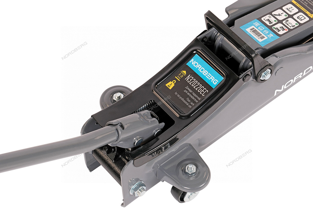 Домкрат подкатной для автолюбителя в кейсе, 2 т