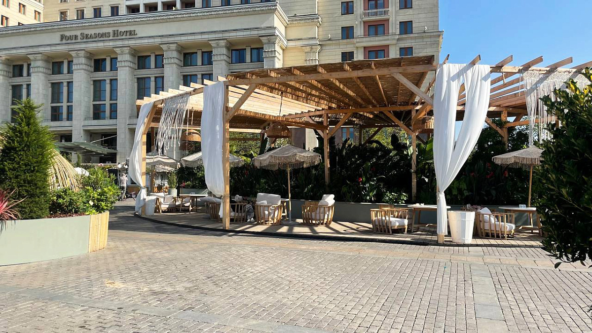 Комплект деревянной мебели Woodland