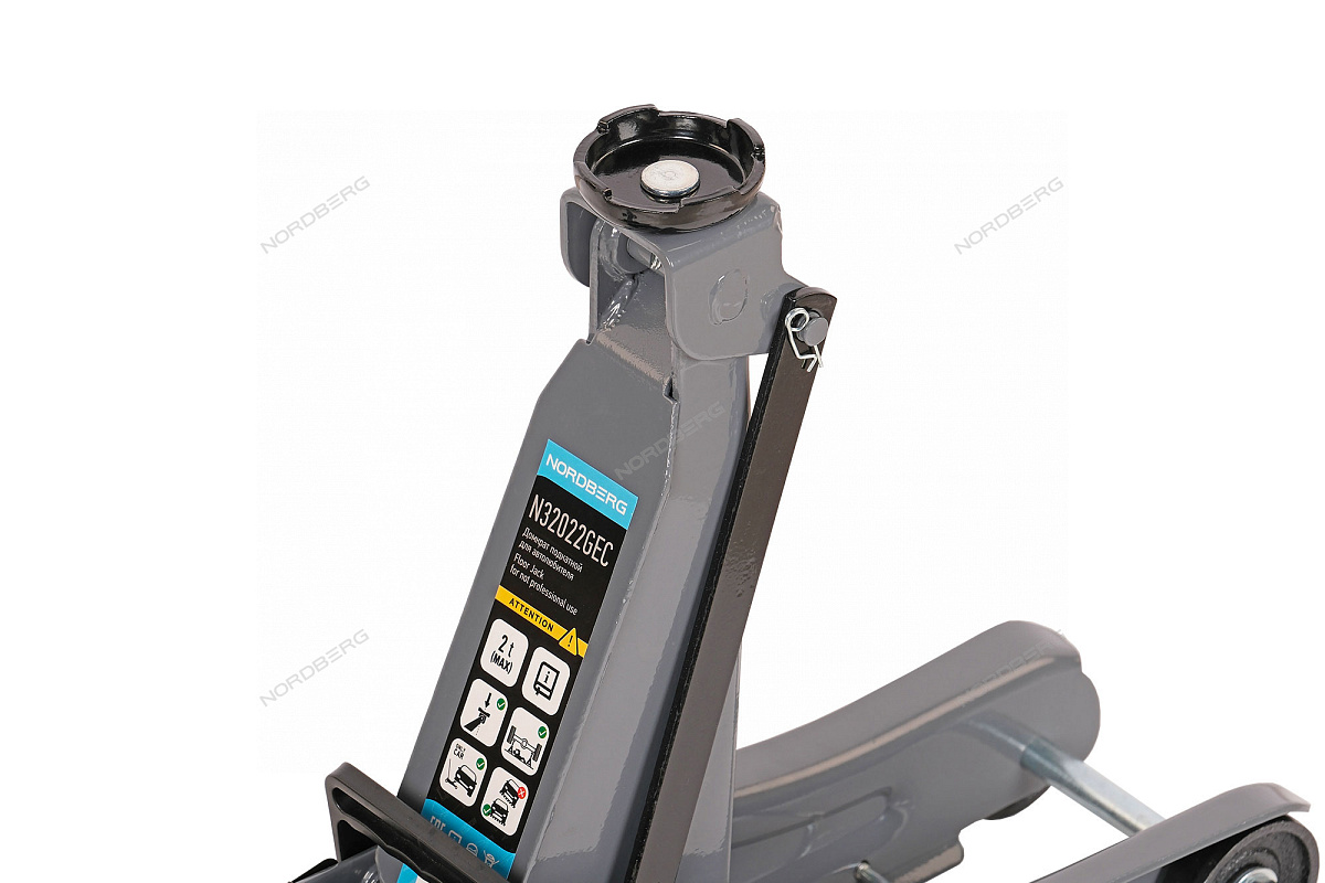 Домкрат подкатной для автолюбителя в кейсе, 2 т