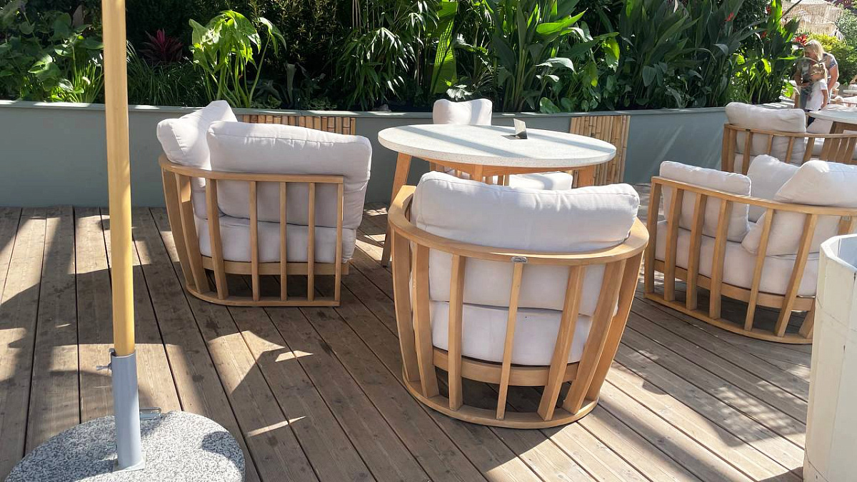 Комплект деревянной мебели Woodland