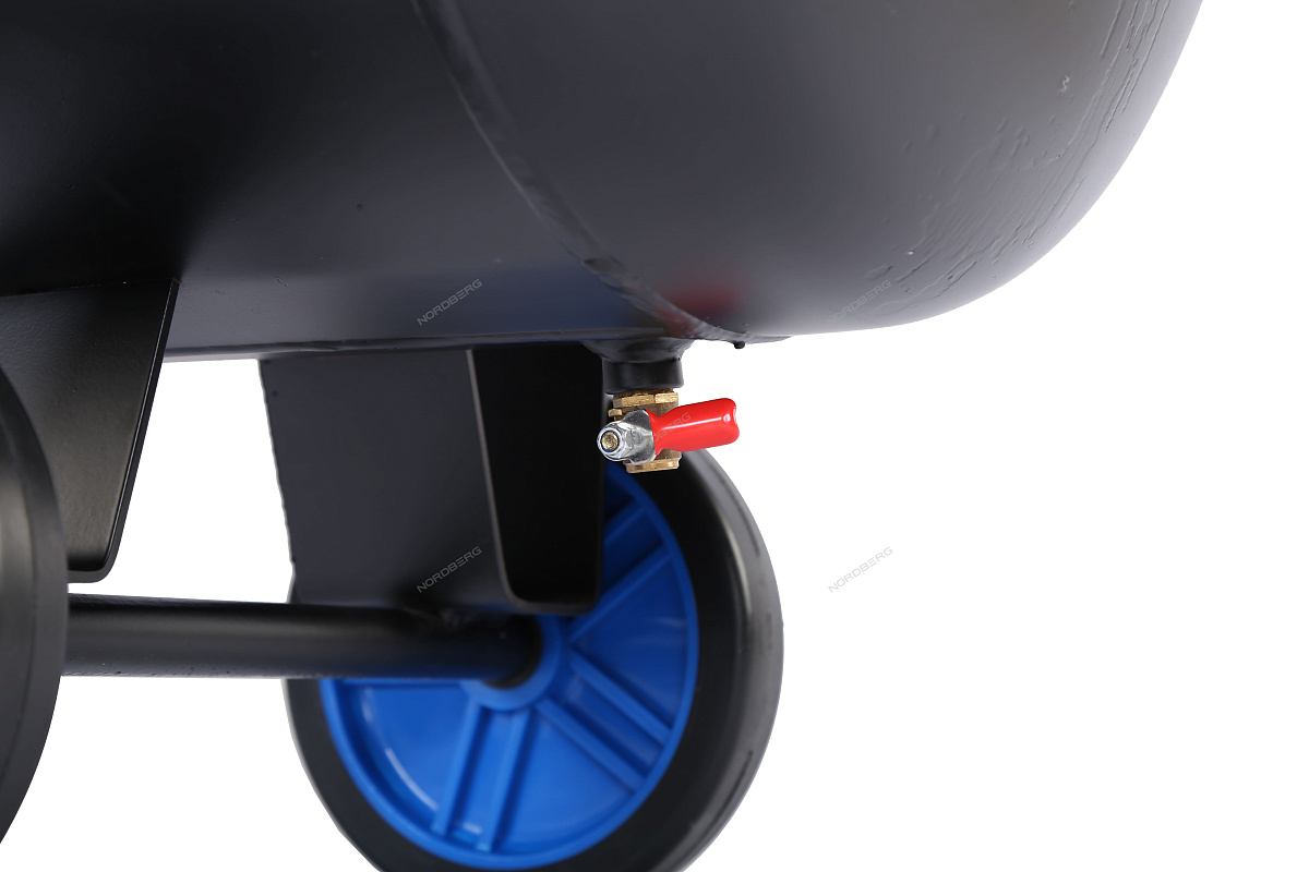 Компрессор безмасляный 380 В, ресивер 160 л, 750 л/мин