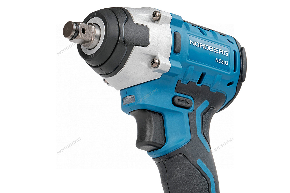 Гайковерт аккумуляторный, 1/2", 20В, 300Нм с 4A акк. и зар. уст-вом 4A, в чехле