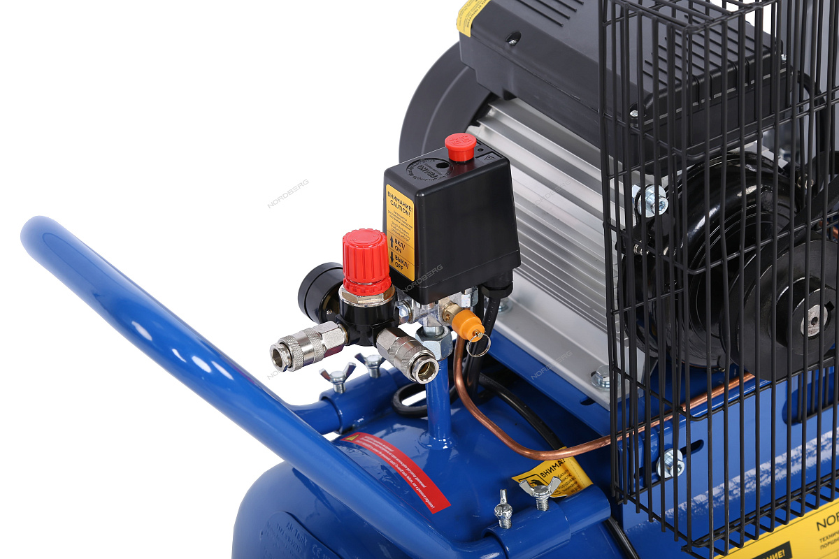 Компрессор поршневой с ременной передачей 220 В, ресивер 50 л, 446 л/мин