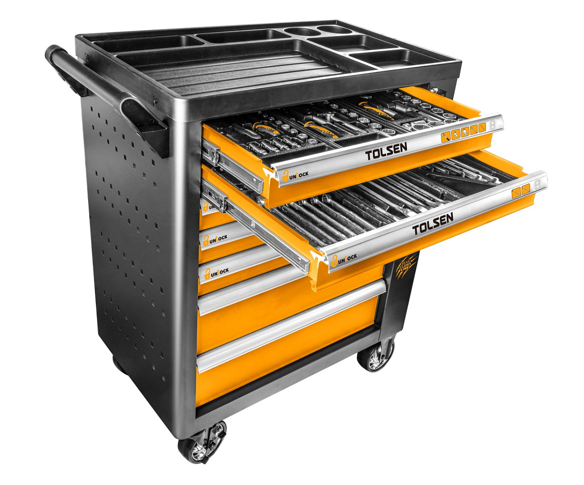 Набор инструментов 157 предметов, "BOXER", в черной тележке, в комплекте гайковерт