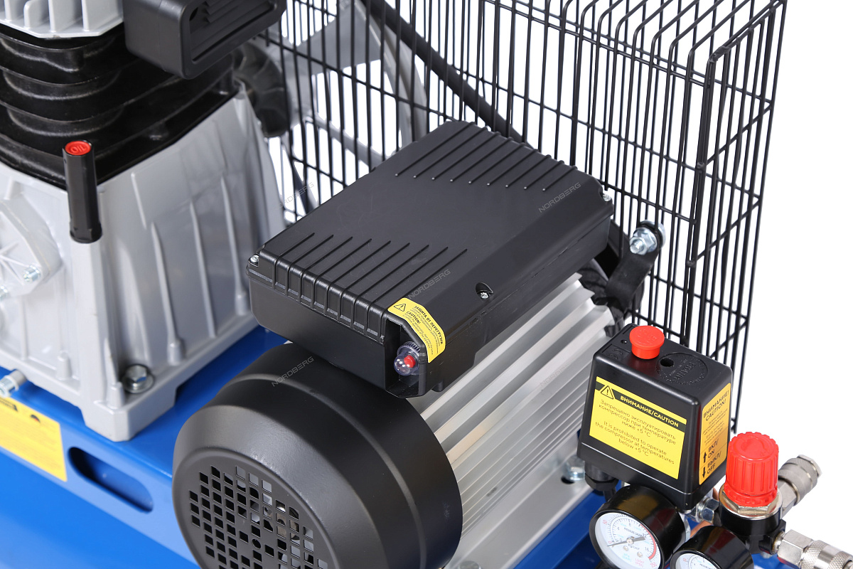 Компрессор поршневой с ременной передачей 220 В, ресивер 50 л, 446 л/мин