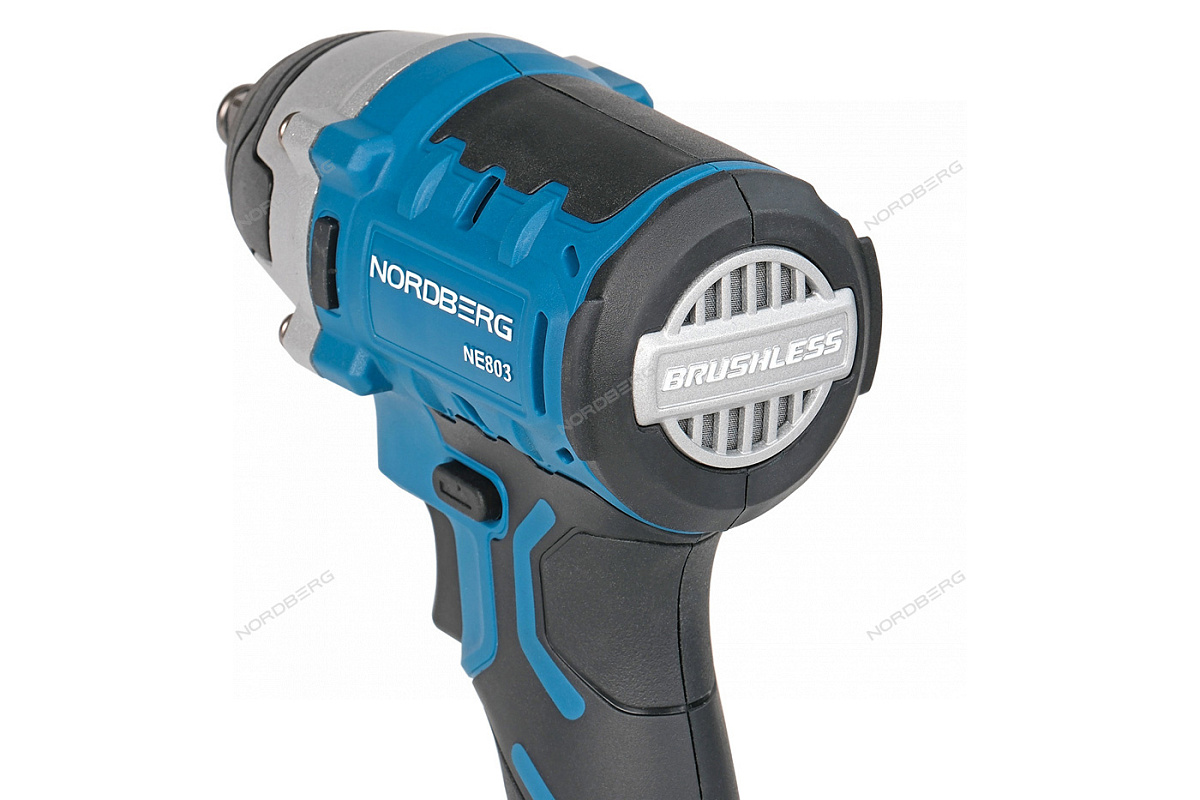 Гайковерт аккумуляторный, 1/2", 20В, 300Нм с 4A акк. и зар. уст-вом 4A, в чехле