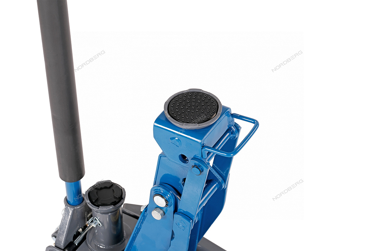 Домкрат подкатной 2 / 3 т с изменяемой высотой подхвата и регулируемой проставкой