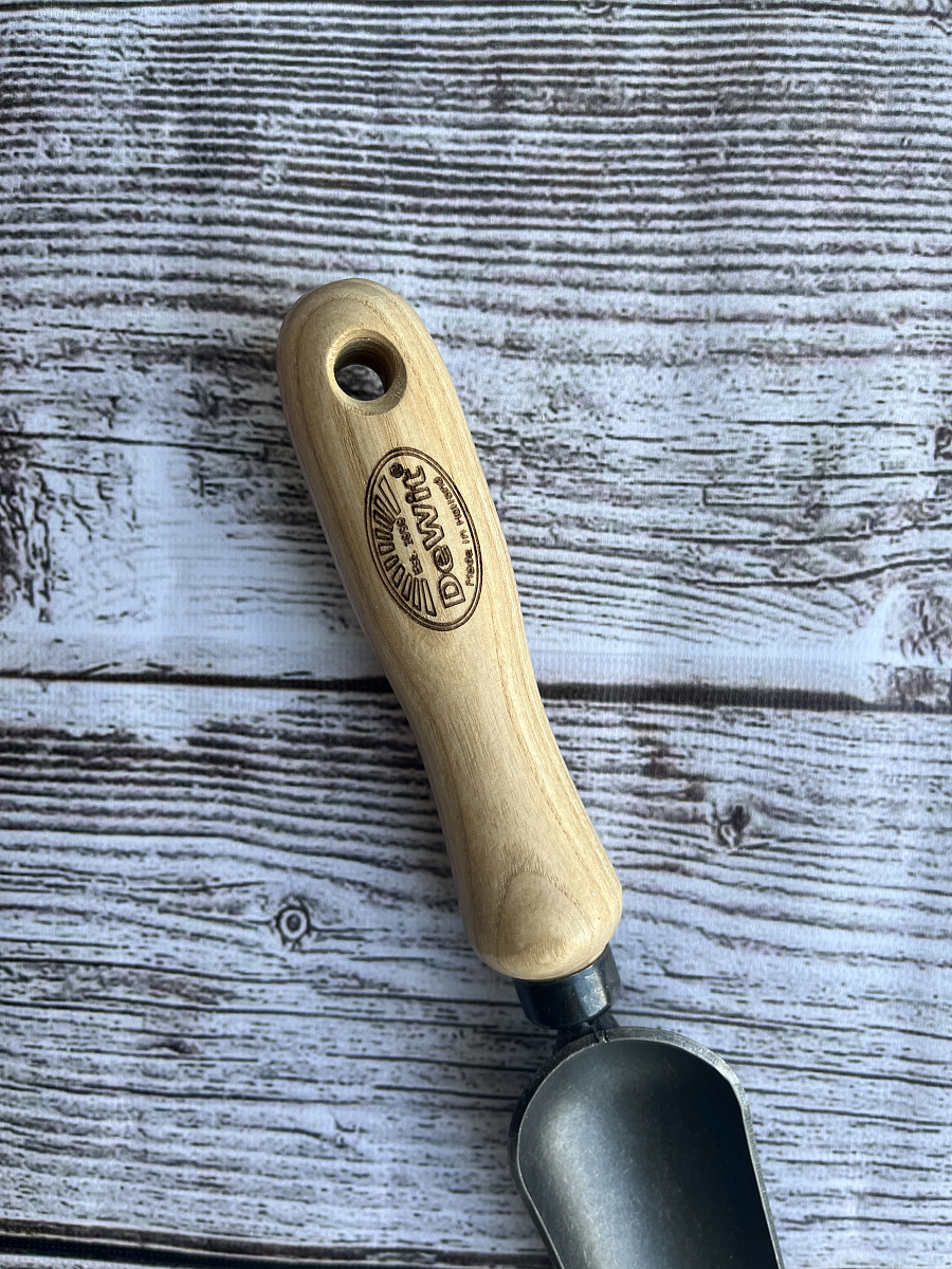 Совок садовый "Язык змеи" DeWit