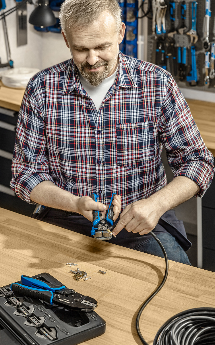 Пресс- клещи для обжима проводов со сменными матрицами, 6 шт.