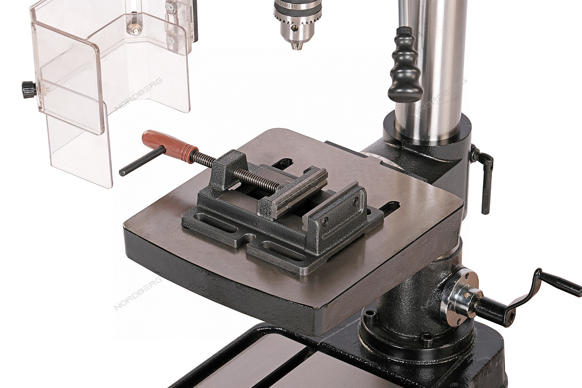Станок сверлильный профессиональный (1100 Вт, 25 мм, 5 скоростей, нарезание резьбы, тиски)