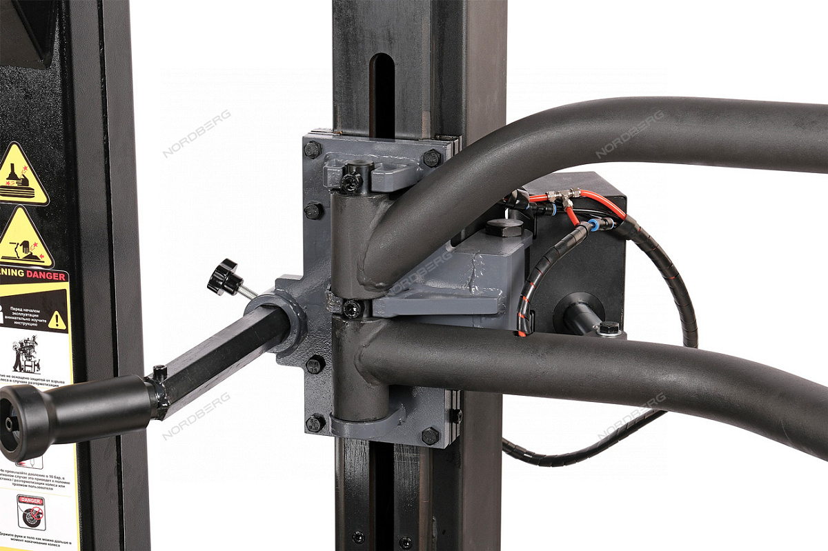 Станок шиномонтажный автомат, двускоростной, 220 В, серый + "Третья рука" 46H44N