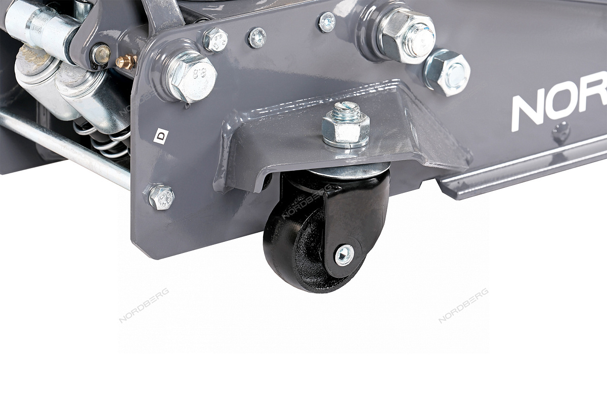 Домкрат подкатной 2 / 3 т с изменяемой высотой подхвата и регулируемой проставкой