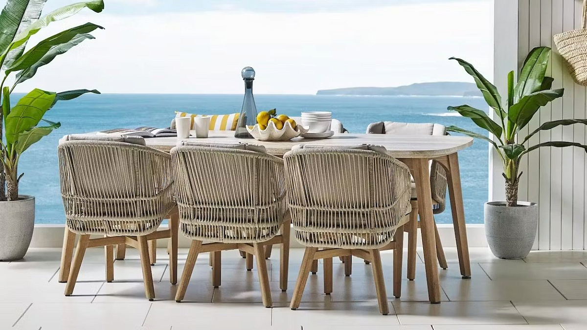 Комплект деревянной мебели Mali