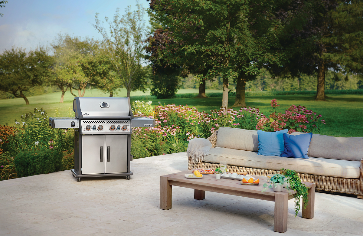 Газовый гриль Rogue PRO-S 525, 6 горелок (с ИК-горелкой)
