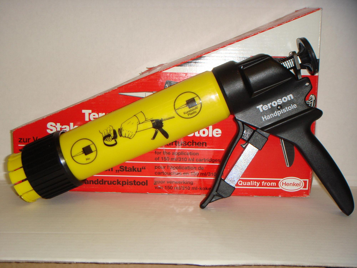 Пистолет Staku ручной 300мл